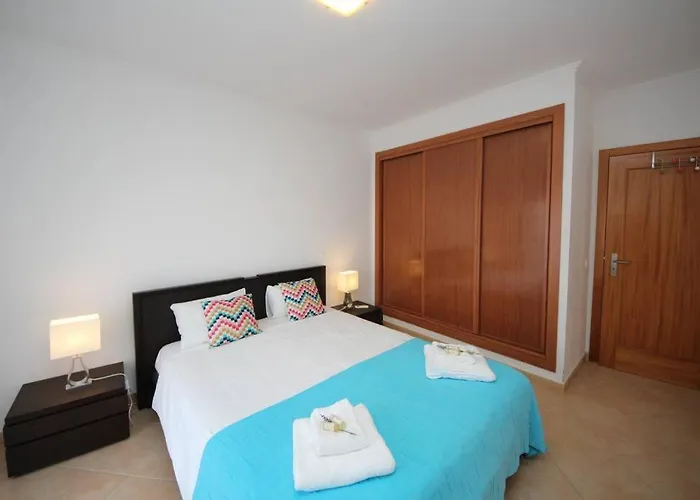 Jm - St James, Com Wifi, Piscina A 50 Mt Da Daire Lagos